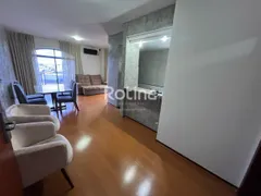 Apartamento com 1 Quarto para alugar, 70m² no Centro, Uberlândia - Foto 2