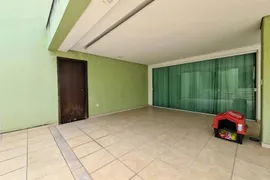 Casa com 4 Quartos para alugar, 385m² no Castelo, Belo Horizonte - Foto 2