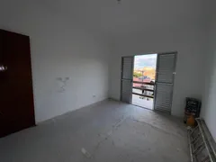 Sobrado com 3 Quartos à venda, 110m² no Parque Santa Teresa, Carapicuíba - Foto 12