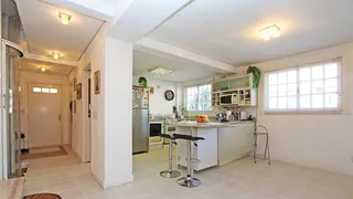 Casa de Condomínio com 4 Quartos para alugar, 338m² no Vila Jardim, Porto Alegre - Foto 9