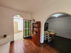 Casa com 5 Quartos para alugar, 200m² no Floresta, Belo Horizonte - Foto 4