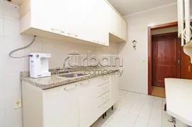 Apartamento com 2 Quartos à venda, 81m² no Passo da Areia, Porto Alegre - Foto 6