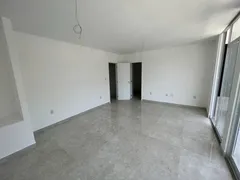 Casa de Condomínio com 3 Quartos à venda, 200m² no Vargem Pequena, Rio de Janeiro - Foto 8