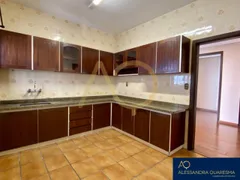 Casa com 5 Quartos à venda, 297m² no Vila Santa Cecília, Volta Redonda - Foto 28