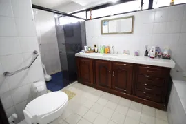 Apartamento com 4 Quartos à venda, 253m² no Casa Forte, Recife - Foto 23