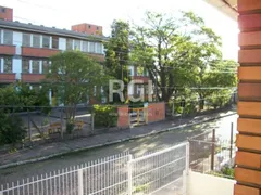 Casa com 3 Quartos à venda, 186m² no Santa Maria Goretti, Porto Alegre - Foto 30
