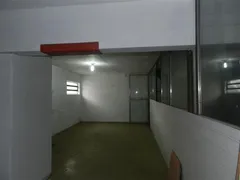 Loja / Salão / Ponto Comercial para alugar, 266m² no Vila Veranópolis, Cachoeirinha - Foto 8