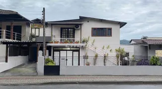 Casa com 3 Quartos à venda, 299m² no Valparaíso, Blumenau - Foto 1