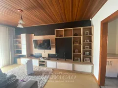 Casa com 3 Quartos à venda, 220m² no Salgado Filho, Caxias do Sul - Foto 2