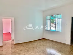 Apartamento com 3 Quartos para alugar, 59m² no Cascadura, Rio de Janeiro - Foto 2