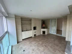 Apartamento com 4 Quartos para alugar, 257m² no Villaggio Panamby, São Paulo - Foto 1