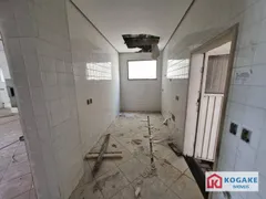 Prédio Inteiro para alugar, 214m² no Centro, São José dos Campos - Foto 6