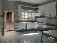 Casa com 4 Quartos à venda, 314m² no Verdão, Cuiabá - Foto 9