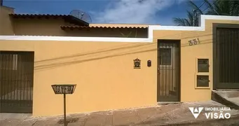 Casa com 4 Quartos à venda, 250m² no Vila Frei Eugenio, Uberaba - Foto 1