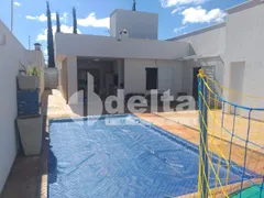 Casa com 2 Quartos à venda, 232m² no Jardim Karaíba, Uberlândia - Foto 1