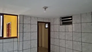 Apartamento com 1 Quarto para alugar, 10m² no Centro, São Gonçalo - Foto 2