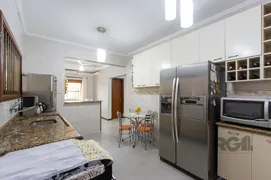 Casa com 3 Quartos à venda, 261m² no Hípica, Porto Alegre - Foto 14
