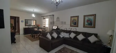 Casa com 3 Quartos à venda, 211m² no Parque Brasil, Jacareí - Foto 3