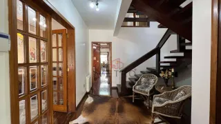 Casa com 3 Quartos à venda, 314m² no Vila Suzana, Canela - Foto 3