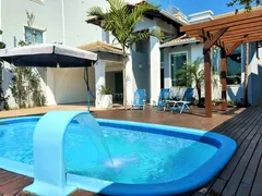 Casa com 4 Quartos para alugar, 200m² no Praia de Mariscal, Bombinhas - Foto 1