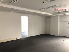 Conjunto Comercial / Sala para alugar, 200m² no Itaim Bibi, São Paulo - Foto 9