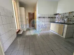 Casa com 2 Quartos para alugar, 140m² no Sagrada Família, Belo Horizonte - Foto 6