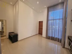 Casa de Condomínio com 3 Quartos para alugar, 198m² no Vivendas Do Arvoredo, Londrina - Foto 4