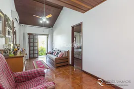 Casa com 3 Quartos à venda, 225m² no Jardim Itú Sabará, Porto Alegre - Foto 2