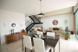 Casa com 3 Quartos à venda, 260m² no Mangabeiras, Belo Horizonte - Foto 2