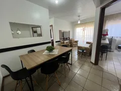 Apartamento com 3 Quartos para alugar, 78m² no Bombas, Bombinhas - Foto 2