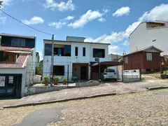 Casa com 3 Quartos à venda, 166m² no Vila João Pessoa, Porto Alegre - Foto 1