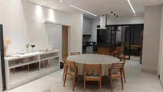 Casa de Condomínio com 3 Quartos à venda, 192m² no Alphaville, Uberlândia - Foto 2