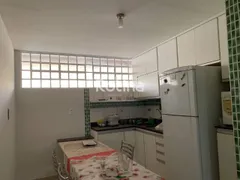 Casa com 5 Quartos à venda, 327m² no Lidice, Uberlândia - Foto 4