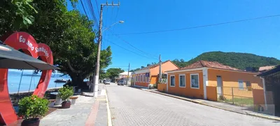 Casa com 4 Quartos para alugar, 107m² no Sambaqui, Florianópolis - Foto 4