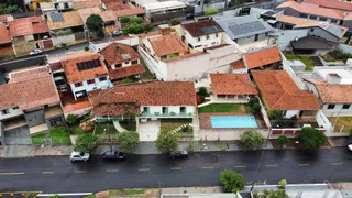 Casa com 3 Quartos à venda, 310m² no Jardim Sumaré, Londrina - Foto 1