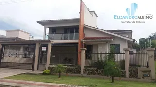 Casa com 3 Quartos à venda, 269m² no Michel, Criciúma - Foto 1