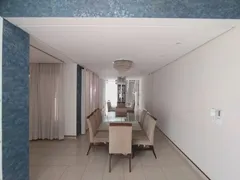 Casa com 5 Quartos para alugar, 520m² no Umuarama, Uberlândia - Foto 8