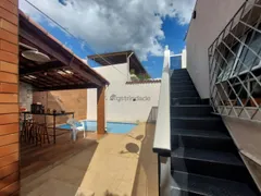 Casa com 4 Quartos à venda, 280m² no Sagrada Família, Belo Horizonte - Foto 7