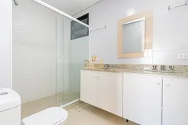 Apartamento com 3 Quartos para alugar, 110m² no Santo Inácio, Curitiba - Foto 12