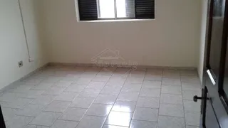 Casa com 3 Quartos para alugar, 111m² no Centro, Araraquara - Foto 5