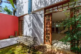 Casa de Condomínio com 3 Quartos à venda, 350m² no Granja Viana, Cotia - Foto 8