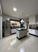 Casa de Condomínio com 3 Quartos à venda, 237m² no Jardim Itália, Cuiabá - Foto 18