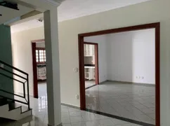 Casa Comercial com 4 Quartos à venda, 268m² no Parque das Laranjeiras, Itatiba - Foto 3