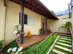 Casa com 3 Quartos à venda, 184m² no Caiçaras, Belo Horizonte - Foto 1