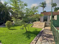 Casa de Condomínio com 3 Quartos à venda, 450m² no Granja Viana, Carapicuíba - Foto 2