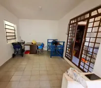 Casa com 3 Quartos à venda, 133m² no Aragarça, Londrina - Foto 4