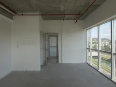 Conjunto Comercial / Sala para alugar, 360m² no Jardim do Salso, Porto Alegre - Foto 6