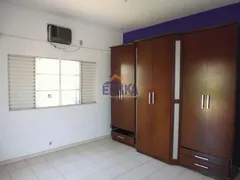 Casa com 4 Quartos para venda ou aluguel, 100m² no Jardim Primavera, Cuiabá - Foto 26