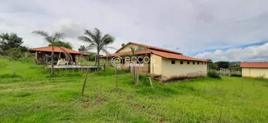 Fazenda / Sítio / Chácara com 3 Quartos à venda, 7500m² no Chácaras Eldorado, Uberlândia - Foto 4
