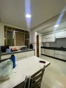 Casa com 3 Quartos à venda, 270m² no Zona 05, Maringá - Foto 6